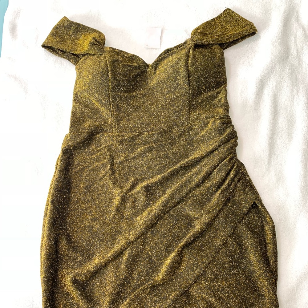 Akira bodycon dress, size medium